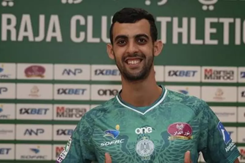 هدف الأهلي.. خطوة من الرجاء لتجديد عقد يوسف بلعمري.. وموقف اللاعب